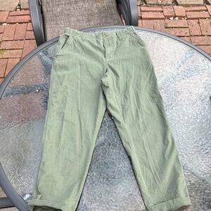 Old Navy Olive Cropped Ankle Pants